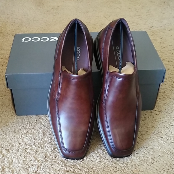 ECCO Cocoa Brown Slip On Loafer